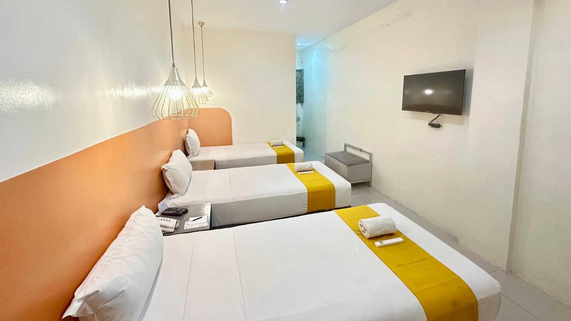 Travelbee Capitol Inn Cebu Bagian luar foto