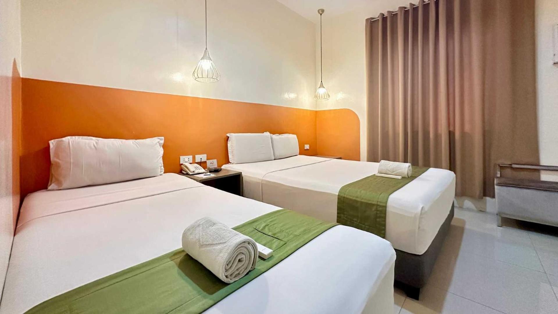 Travelbee Capitol Inn Cebu Bagian luar foto