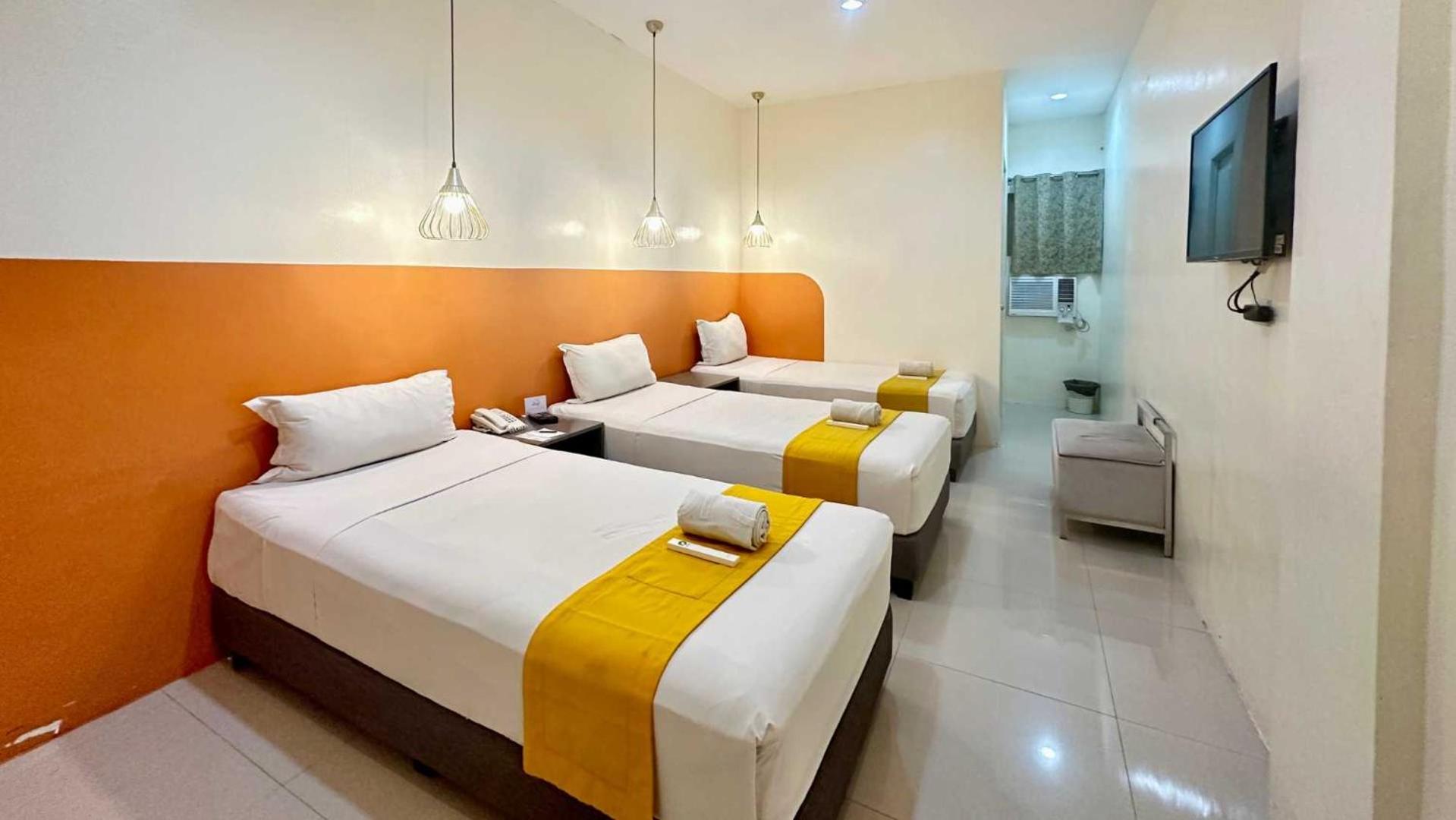 Travelbee Capitol Inn Cebu Bagian luar foto